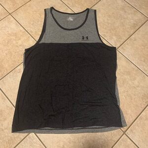 Under armour men’s tank top.  2XL TWO TONE GREY.